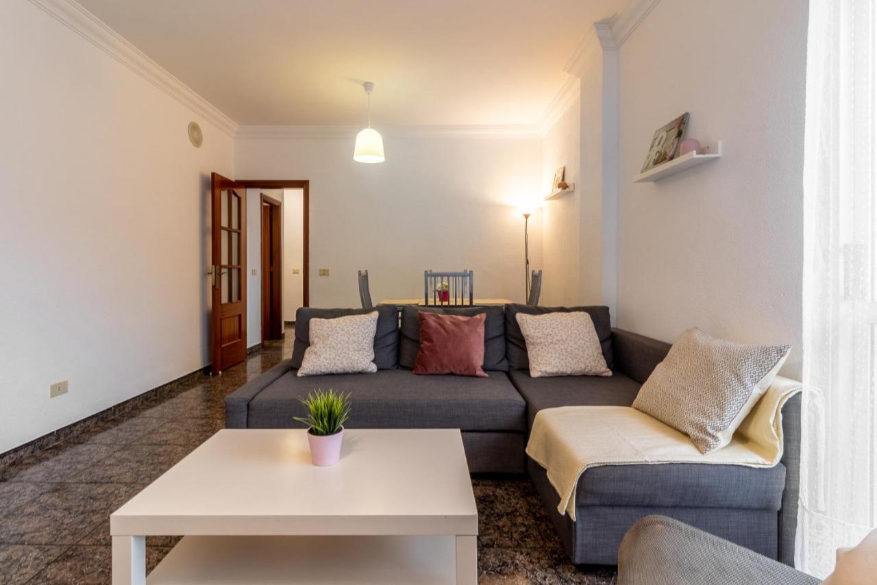 Flatguest Cicer - 3Bdr + Balcony + Beach Las Palmas de Gran Canaria Exterior foto
