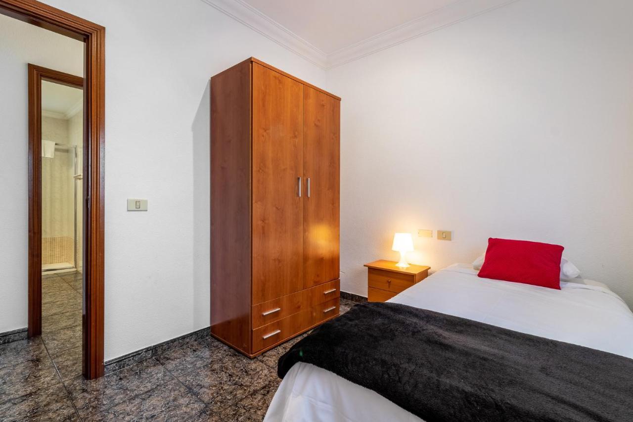Flatguest Cicer - 3Bdr + Balcony + Beach Las Palmas de Gran Canaria Exterior foto